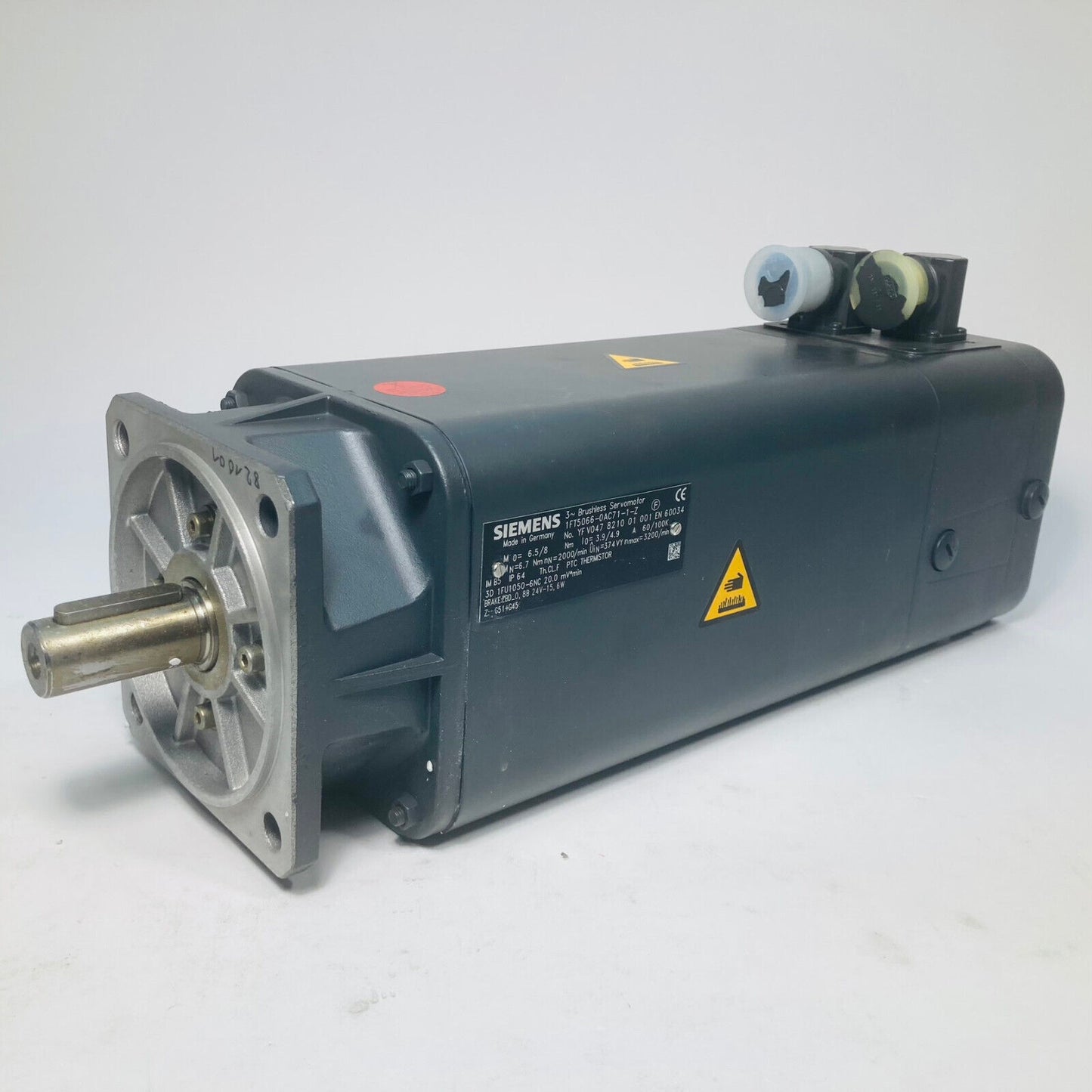 Siemens 1FT5066-0AC71-1-Z SimoDrive Servo Magnet Motor