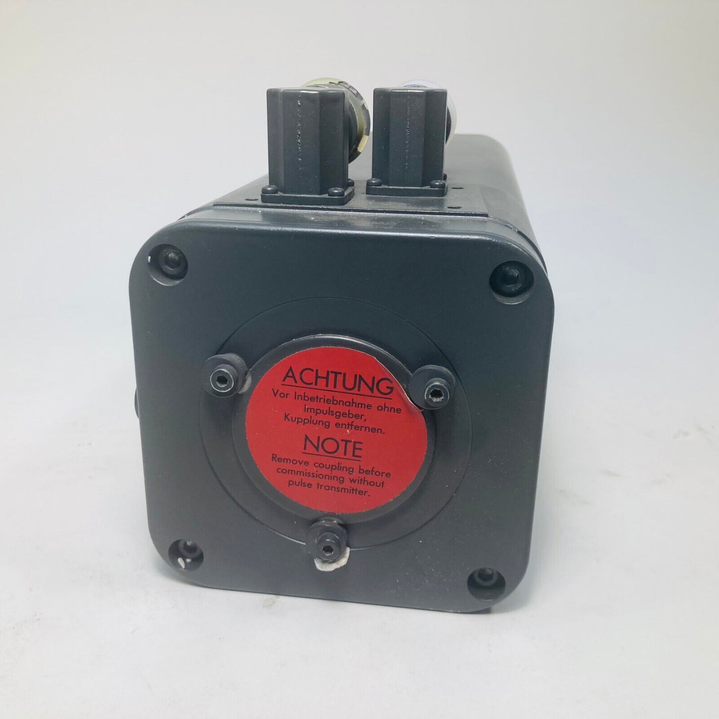 Siemens 1FT5066-0AC71-1-Z SimoDrive Servo Magnet Motor