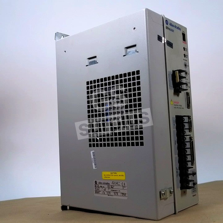 ALLEN BRADLEY 2098-DSD-HV050-SE /A