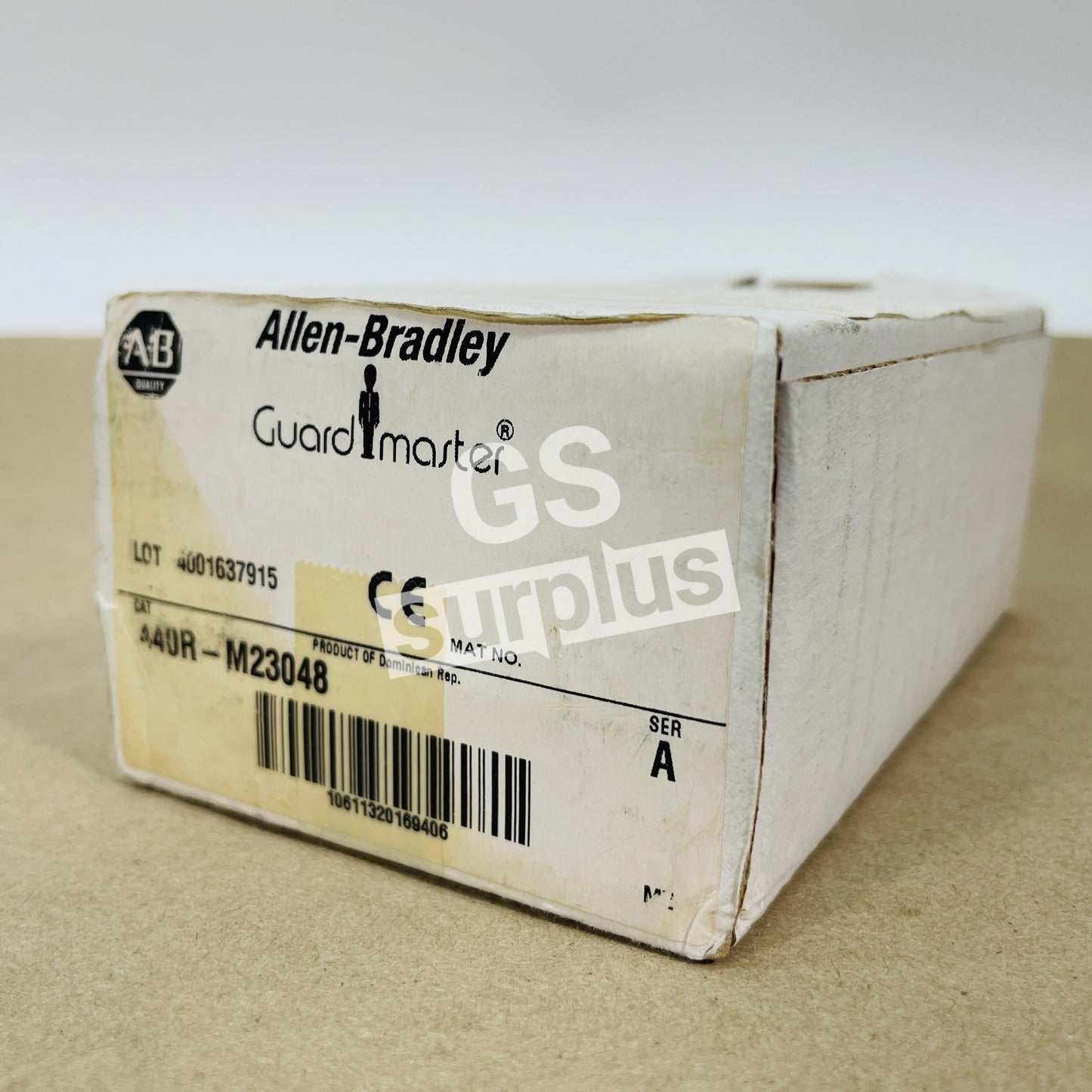 ALLEN BRADLEY 440R-M23048 / MSR15D /A Safety Relay