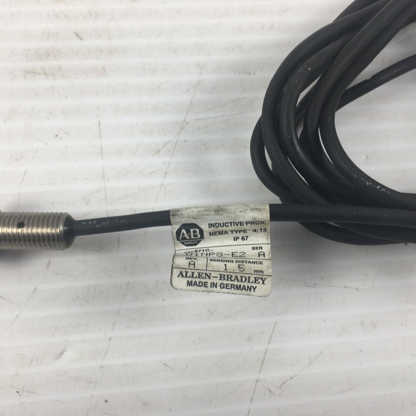 Allen Bradley 871C-D1NP8-E2 SER A Proximity Switch