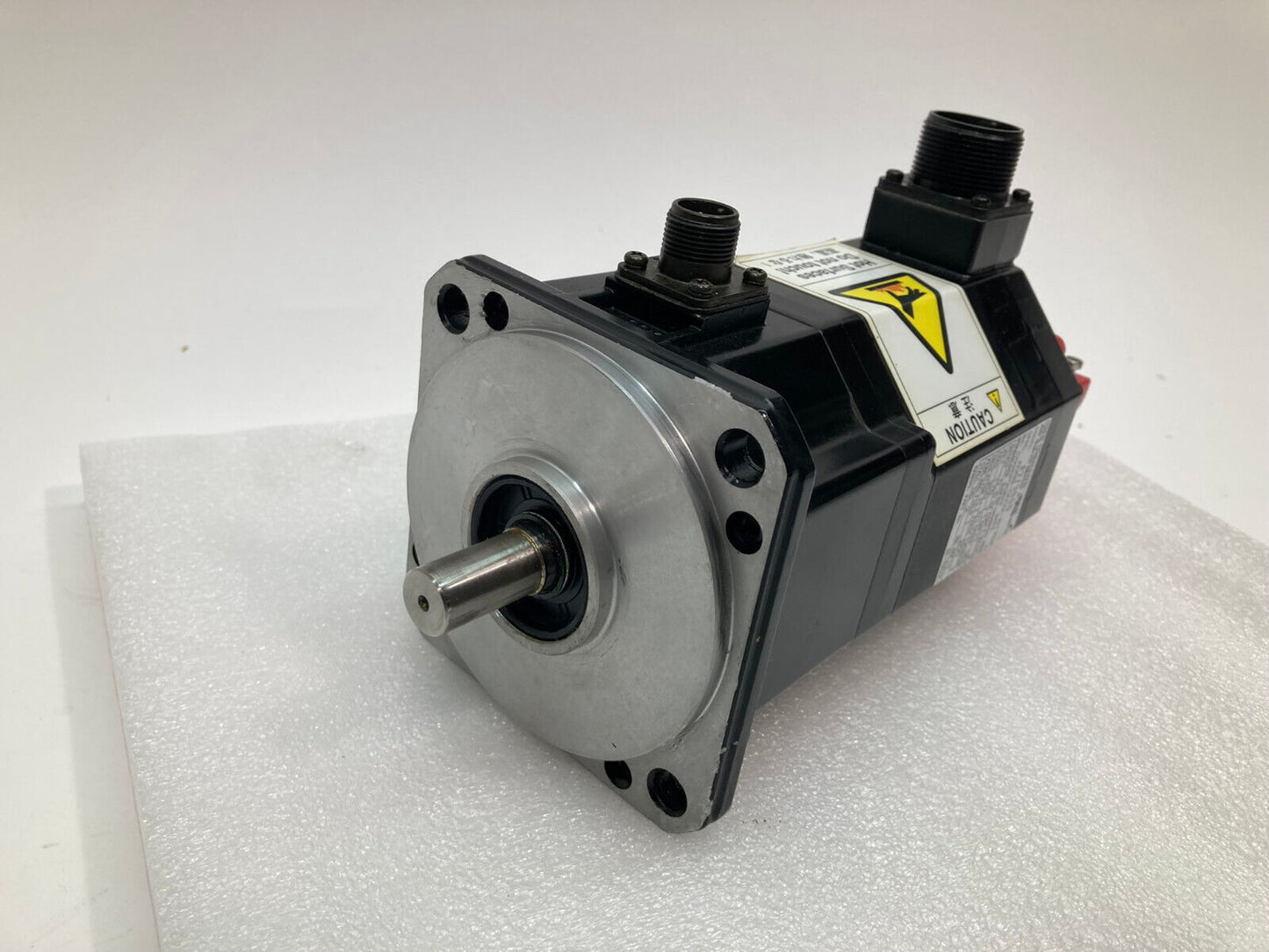 FANUC A06B-0032-B175 #7000 Servo Motor,