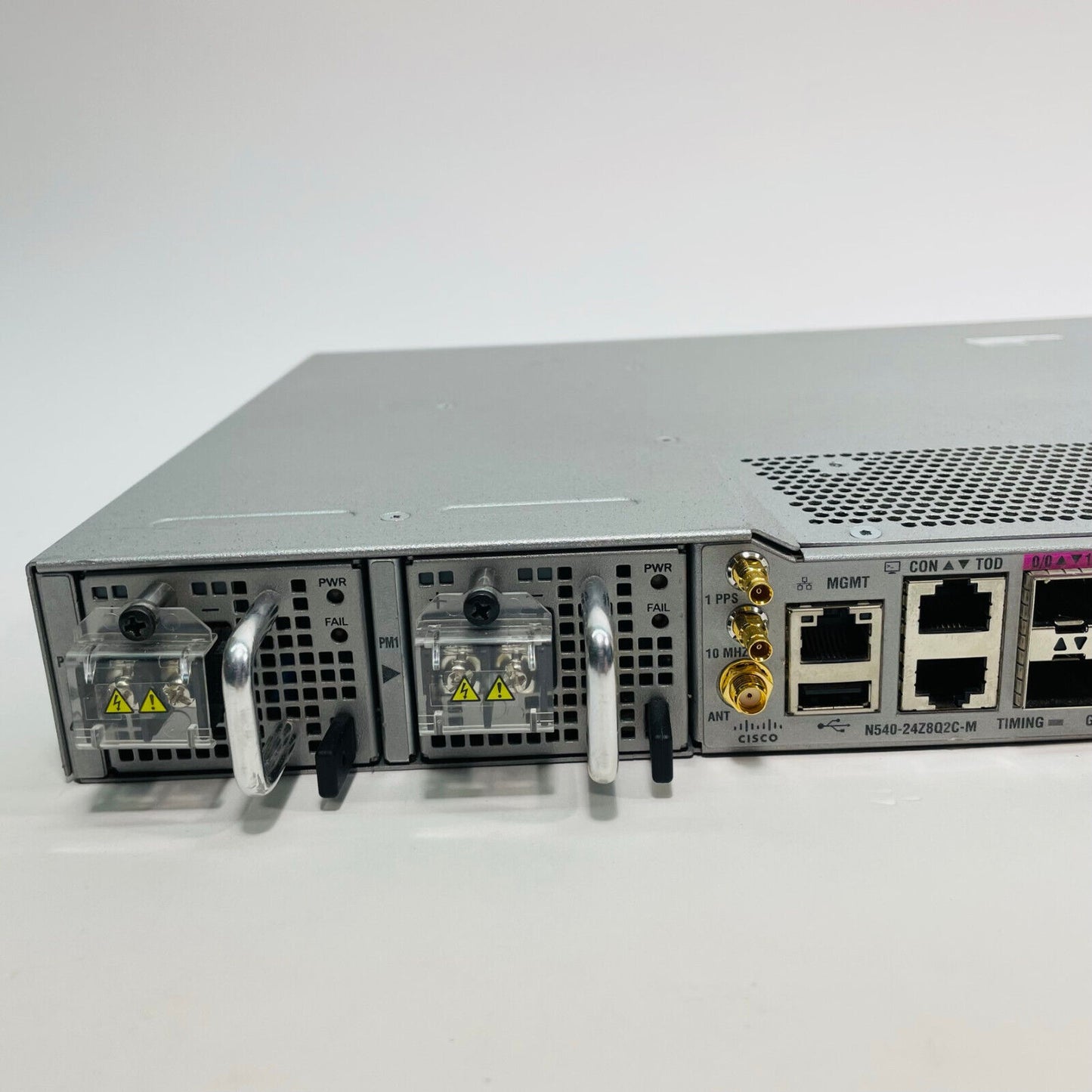 New Cisco N540-24Z8Q2C-M Router w/ DC Power N540-PWR400 x2