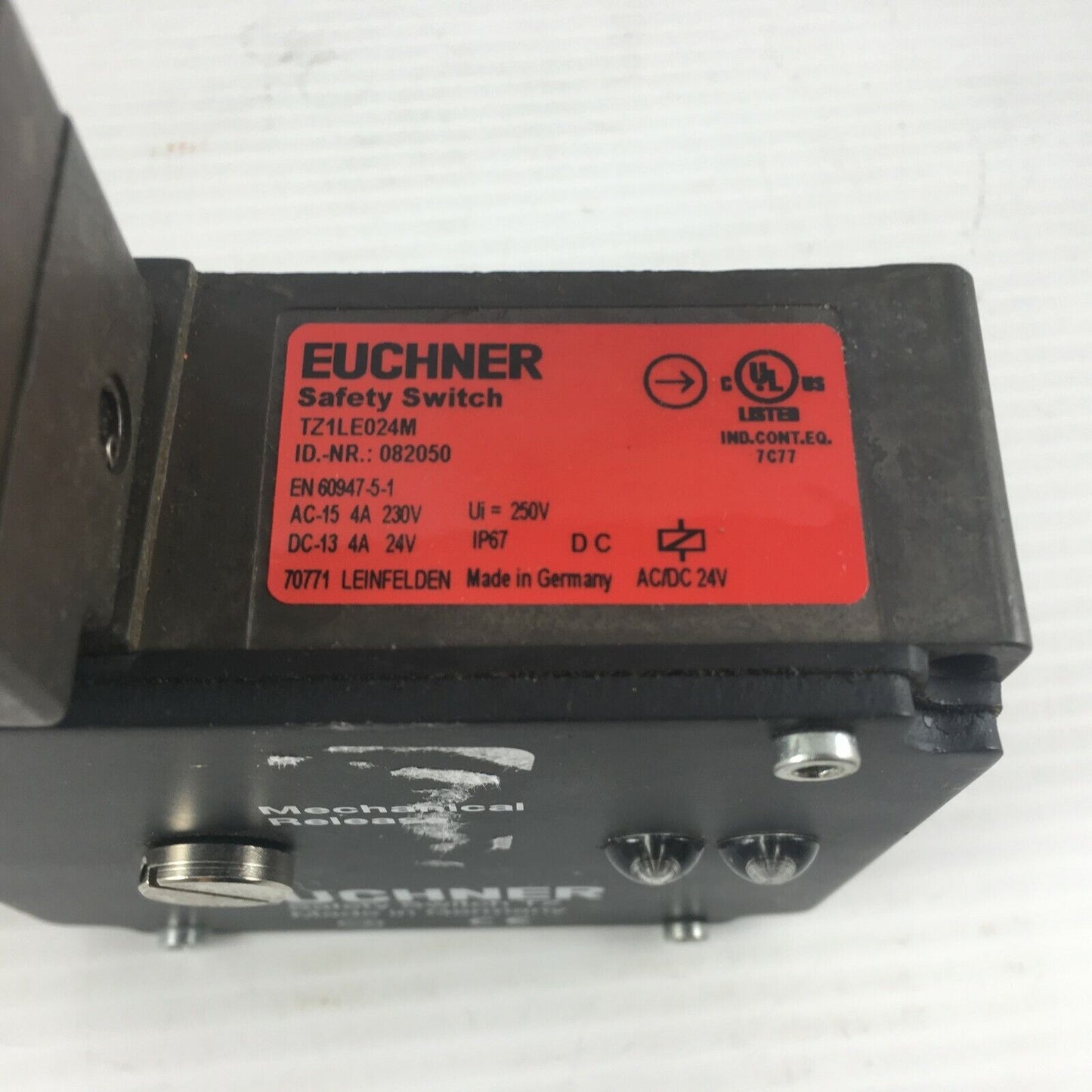 Euchner TZ1LE024M Safety Switch