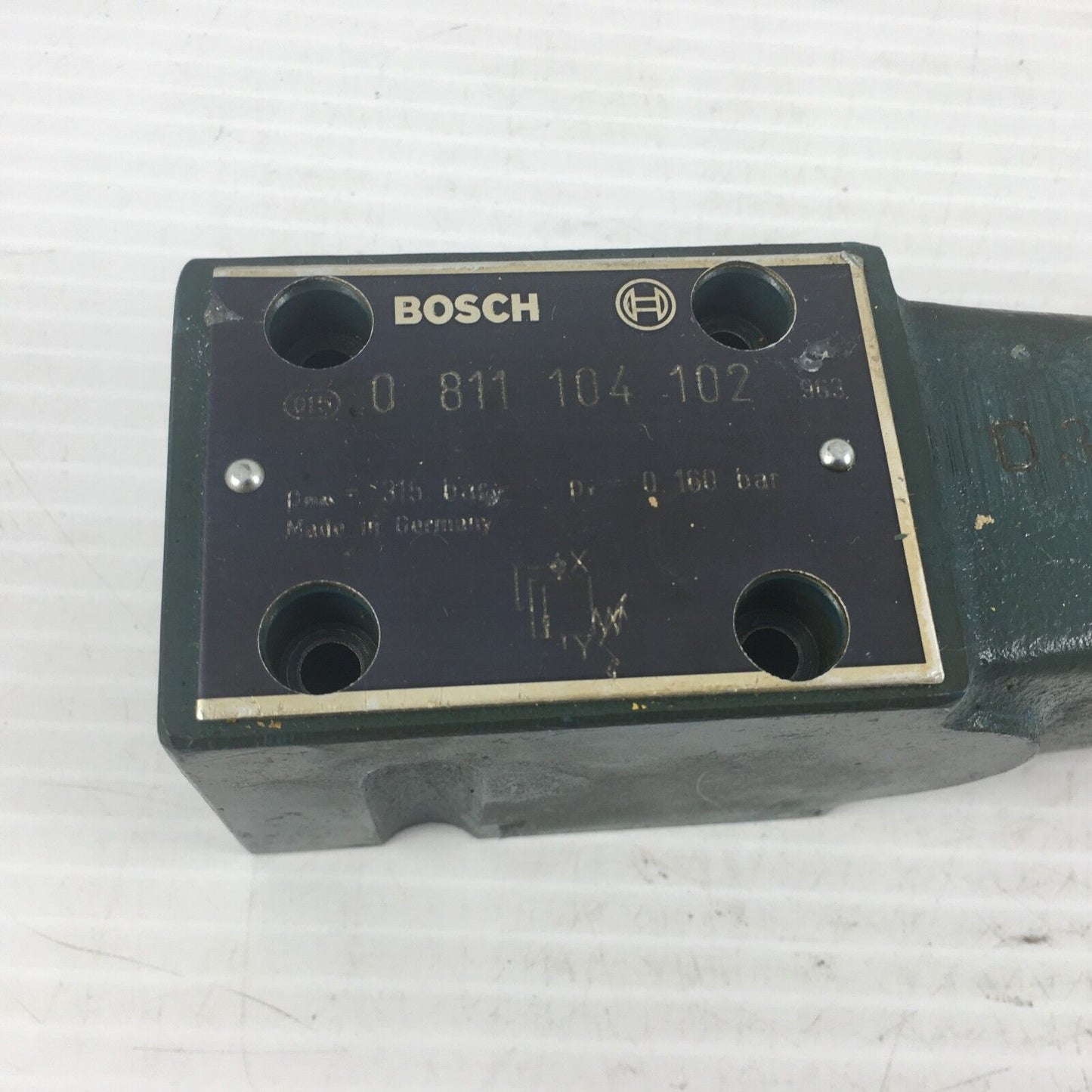 Bosch Valve 0 811 104 102