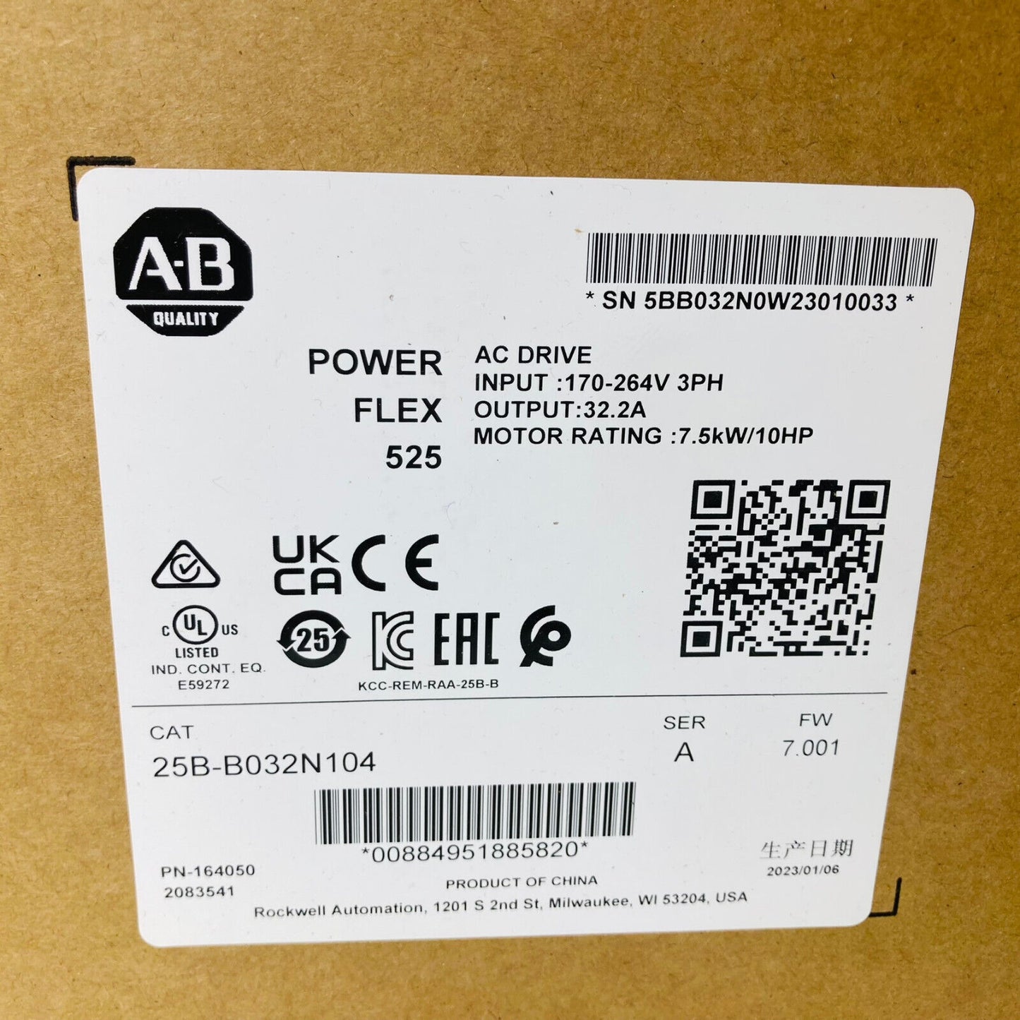New Allen-Bradley 25B-B032N104 /A PowerFlex 525 AC Drive 25BB032N104